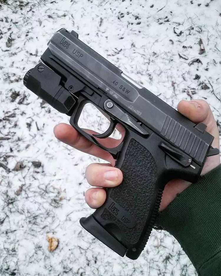 游戏人生各位还记得cs里警专手枪usp吗