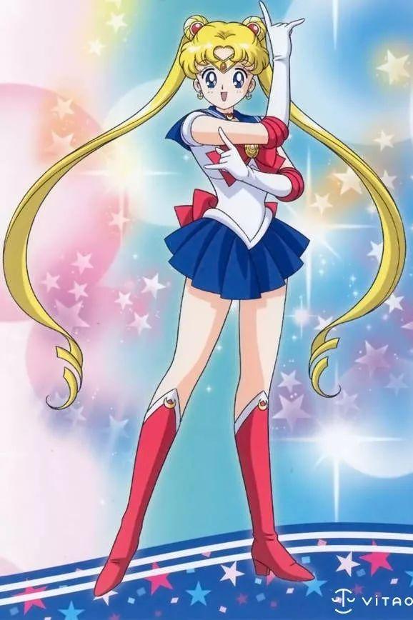 大胆的jennie女士还把它剪短,搭配同款短裙,成功"还原"水冰月look