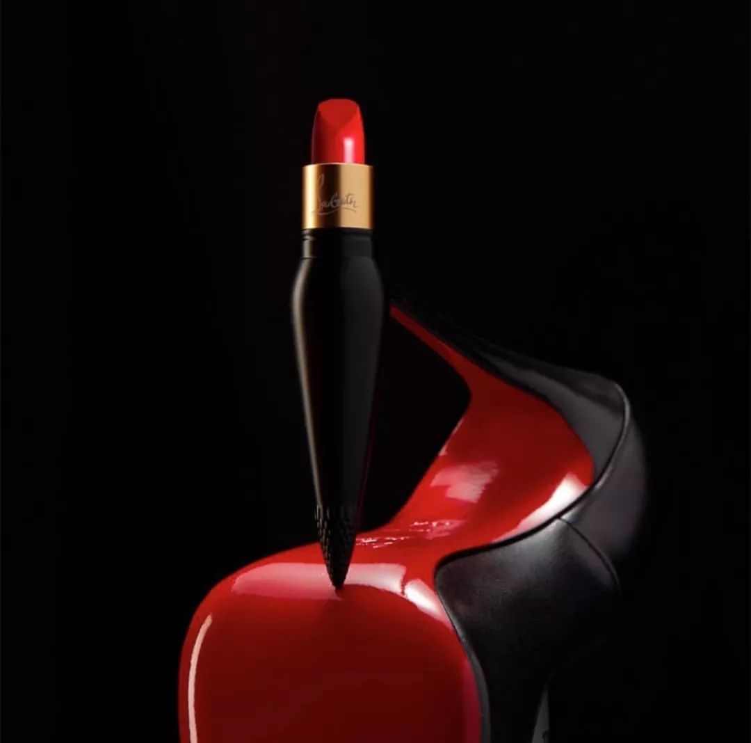 beautyomg手枪盒里装子弹口红会不会太酷了