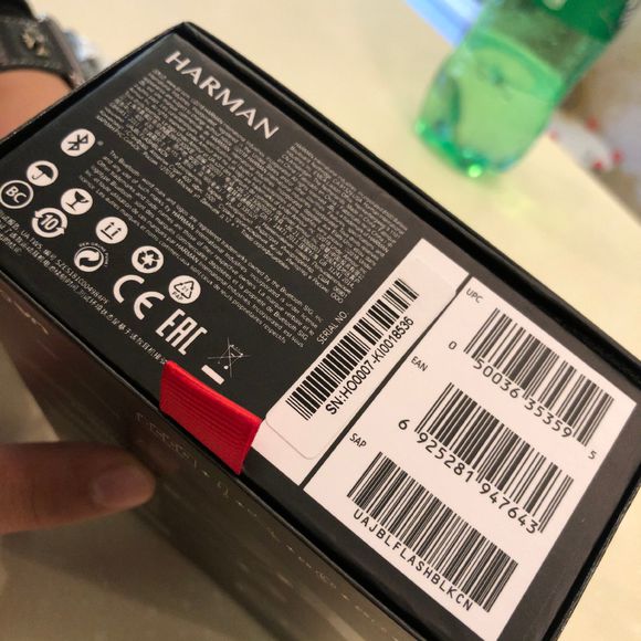 jbl ua安德玛flash小黑盒真无线蓝牙耳机怎么样?