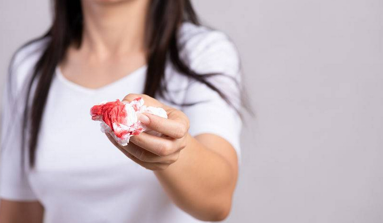 女性行事后,为何私处会出血?医生提醒:5个原因勿忽视