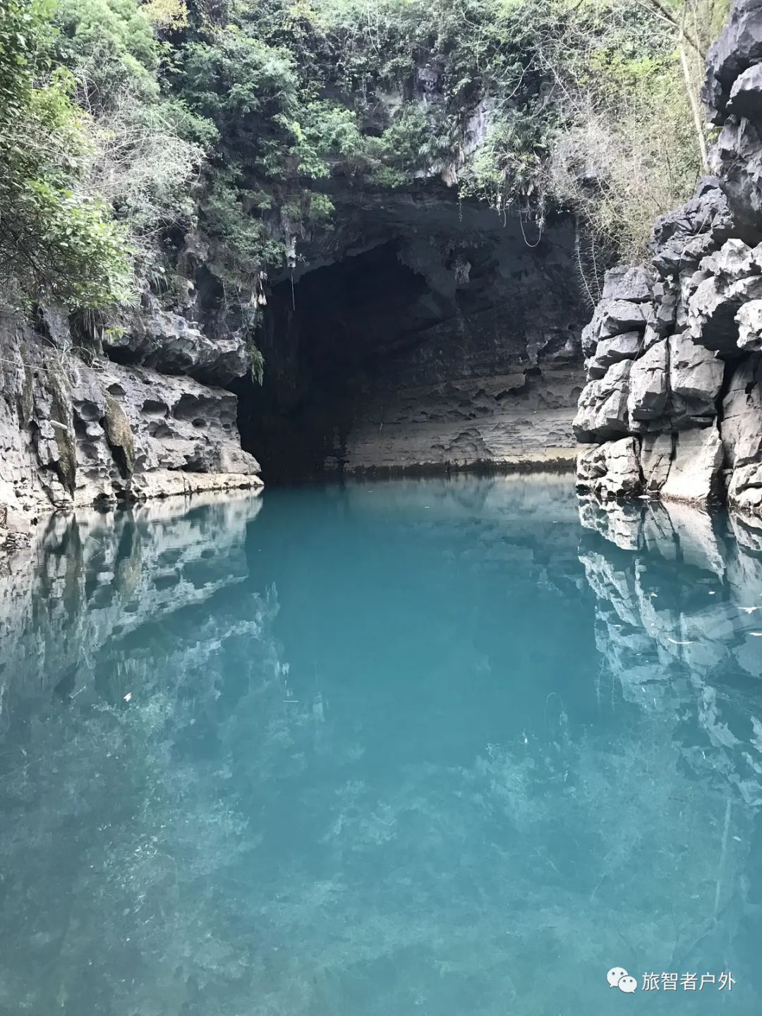 桃花水母江河天窗深度探险带你去广西都安看看世界最大地下河