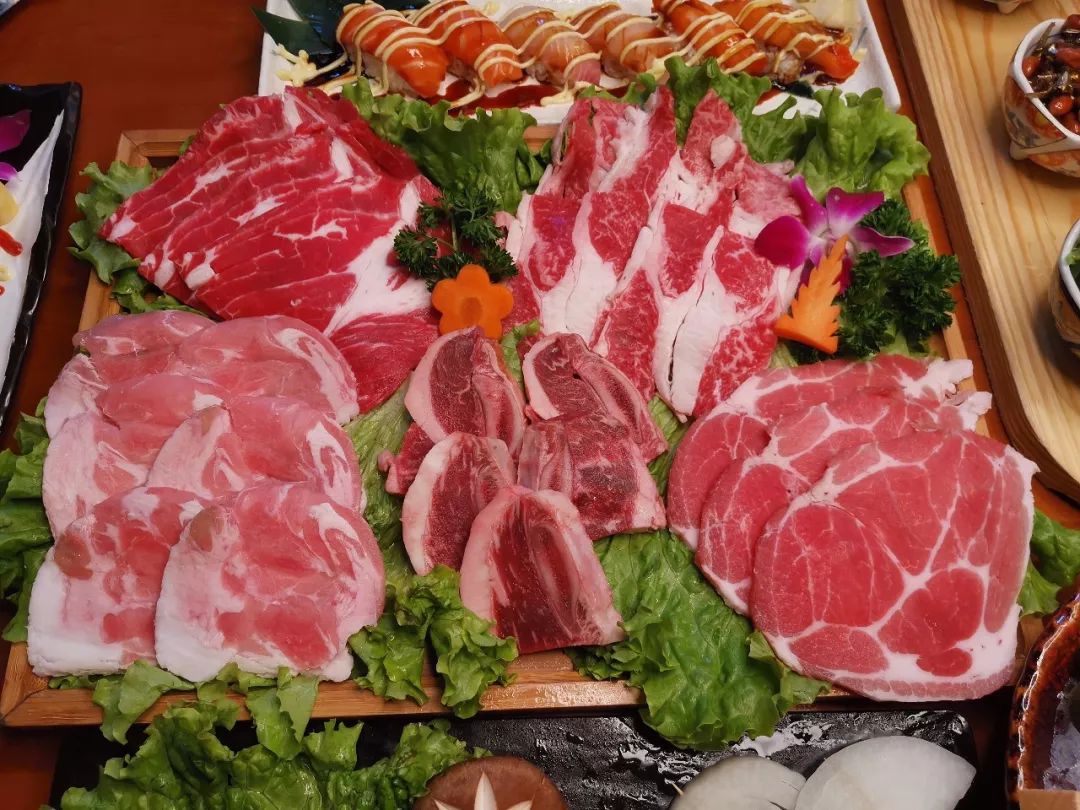 日式烤肉34人餐前菜三拼厚切刺身三拼澳洲牛五花羔羊肉秋刀鱼蔬菜拼盘