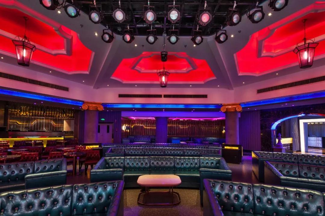 杨彦成都岷山演绎吧设计