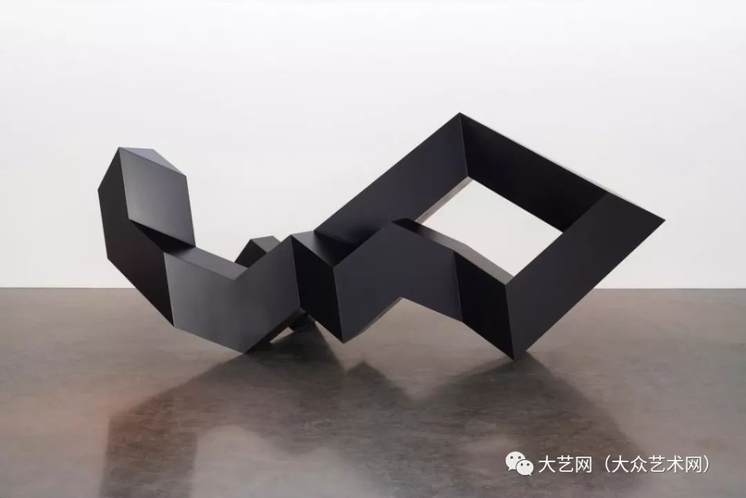 美国著名当代雕塑家托尼 · 史密斯(tony smith)后现代经典代表