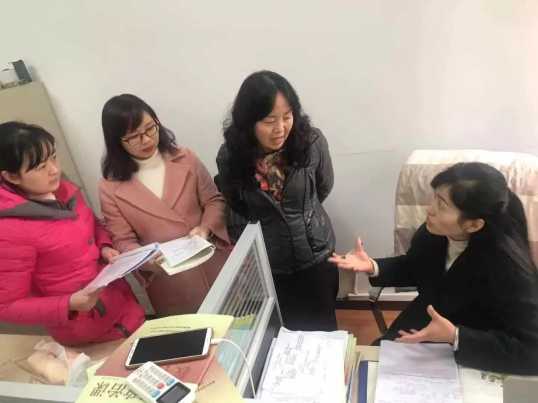 教育科研本以为是青铜没想到是王者成都八中青年教师展风采