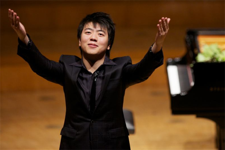 17岁让欧洲人惊叹,30岁成全世界最伟大钢琴家,他才不是你认为的郎朗