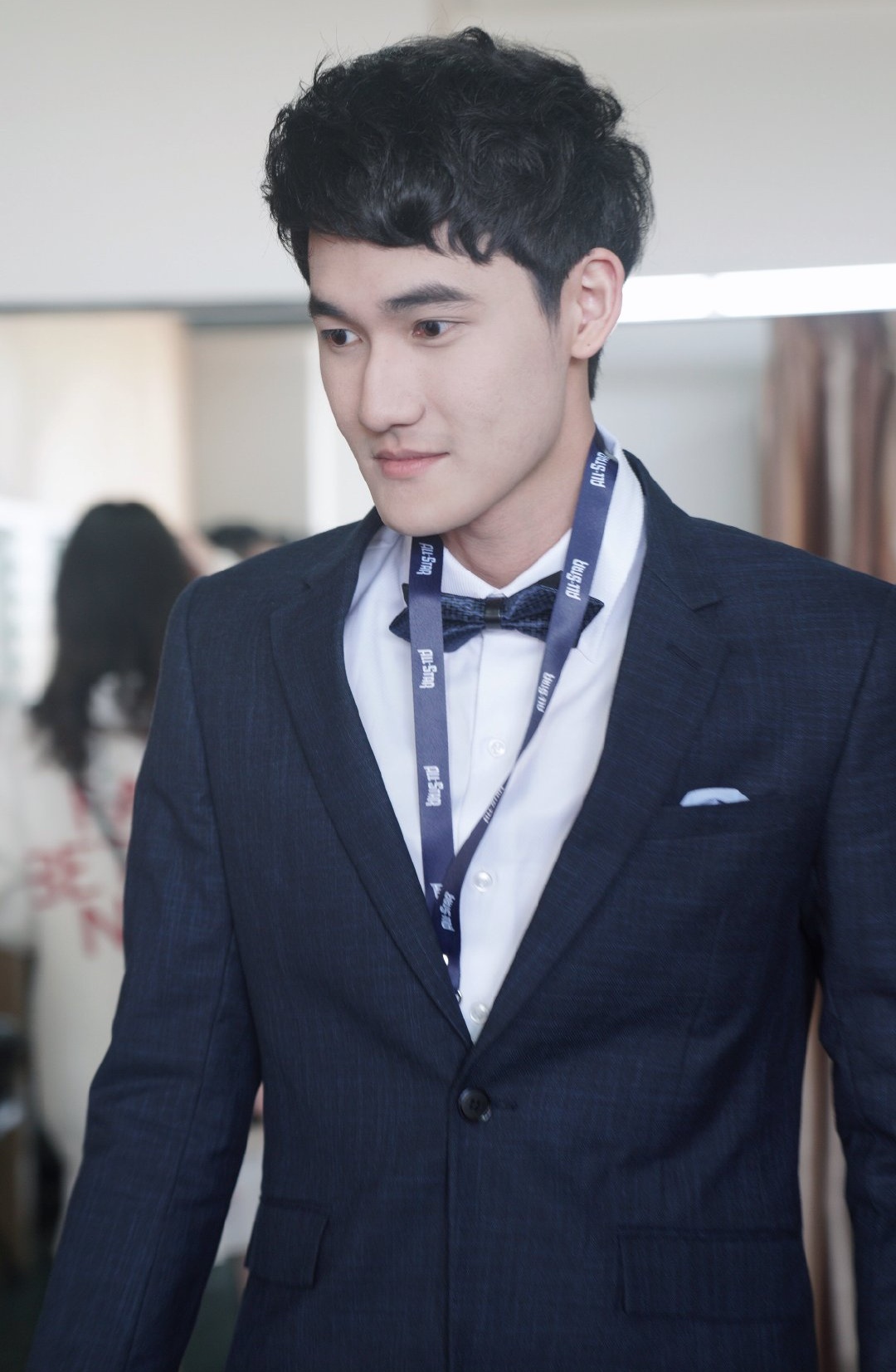 lpl卡萨加入tes之后玩家调侃完全想不到369求生欲拉满