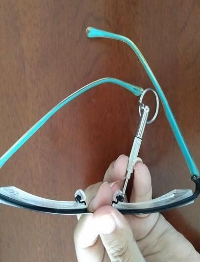 眼镜戴久了很松,老往下掉,怎么办?