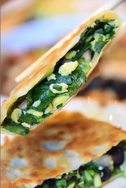 大连咸鱼饼子,茄盒,三鲜焖子哪家强?这家老字号让吃货口服心服!