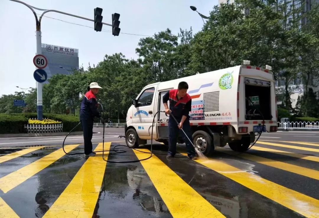 科普道路保洁进入冬季作业模式教你识别环卫机械作业类型