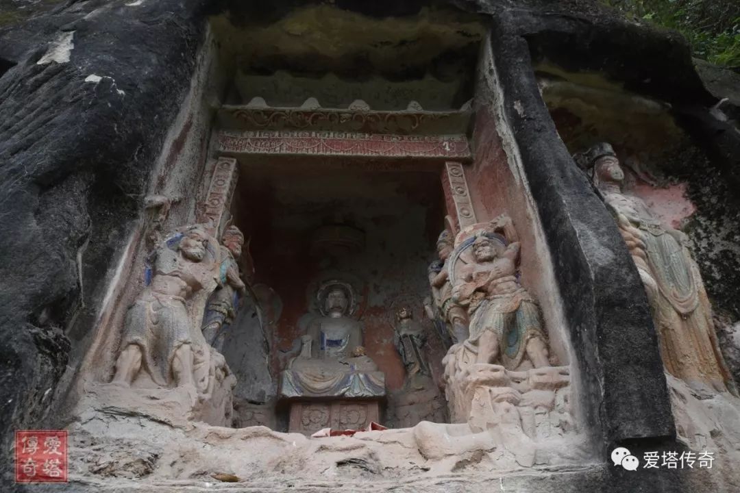 原创四川巴中西龛佛爷湾西龛寺造像