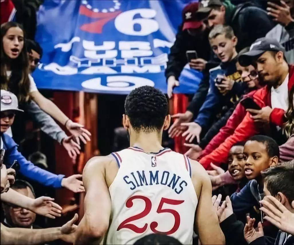 西蒙斯拿下职业生涯新高!70年的队史纪录也被打破了