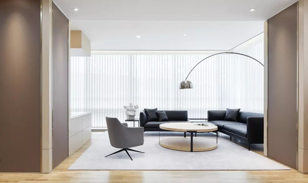 半开敞式设计手法,带来视线的引导及虚化的空间分割dpd 递加设计通过