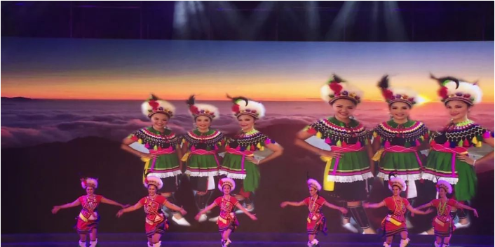 环江山歌代表队在河池铜鼓山歌艺术节山歌擂台赛上获佳绩