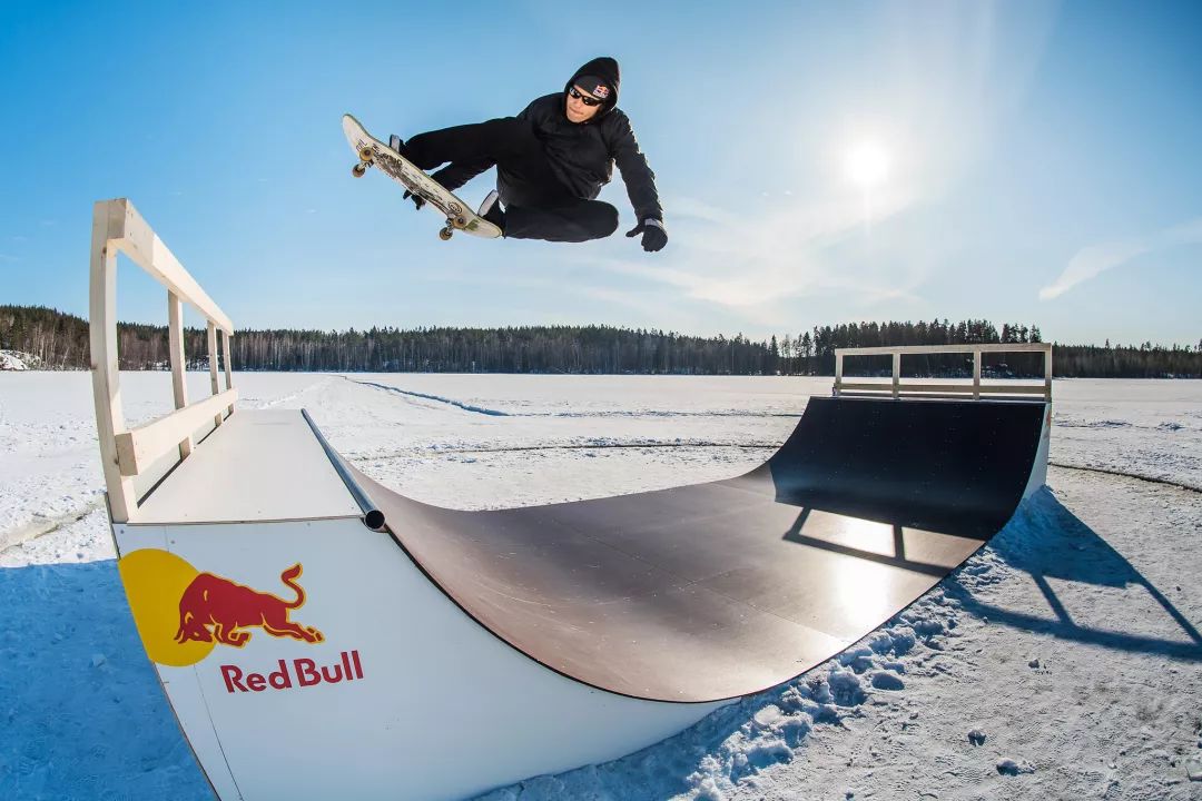 你归你大雪纷飞 我归我赤膊狂欢_bull