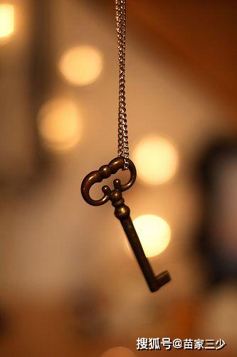 苗家三少一把万能钥匙解决所有关于人的问题