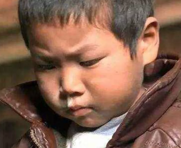 记得《变形计》里嚣张放肆的四爷吗?比富二代还目中无人,如今成这样!