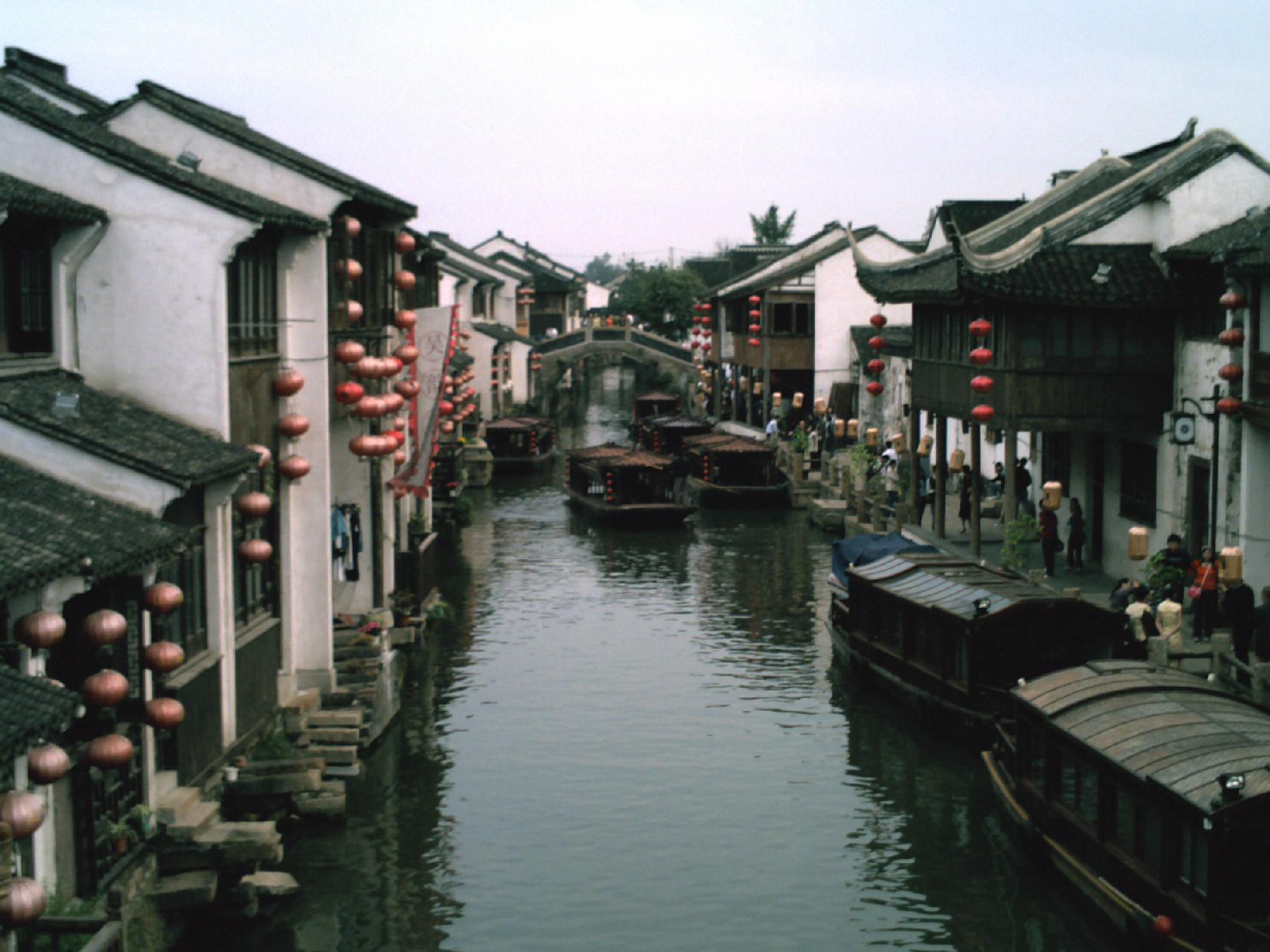 江苏人气最高的古镇是江南六大古镇之一是国家首批5a级景区