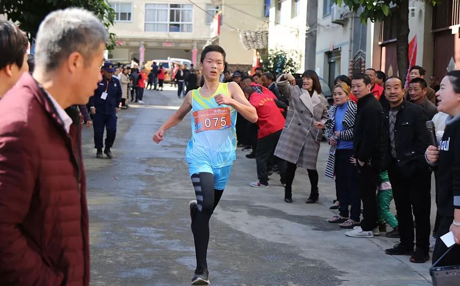 吃最香的橙,跑最美的赛道,尝最丰富的小吃,昨天在武曲嗨爆了!_寿宁县