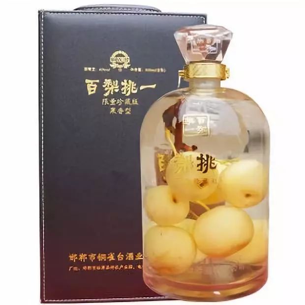 河北大梨酒的梨是硬怼进去的吗