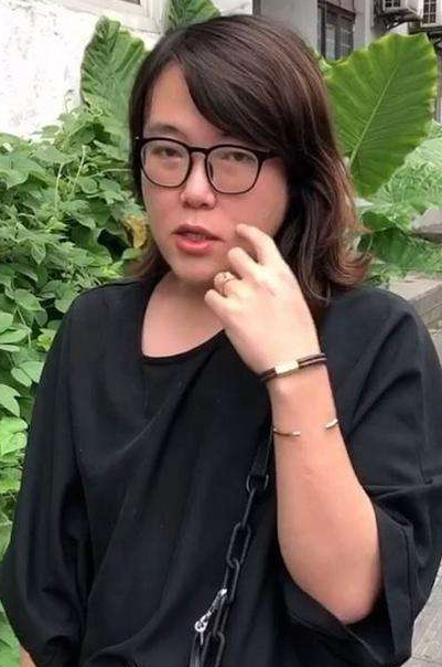 浪胃仙称上学时是校草,本以为是吹牛,看到18岁旧照打脸众人!