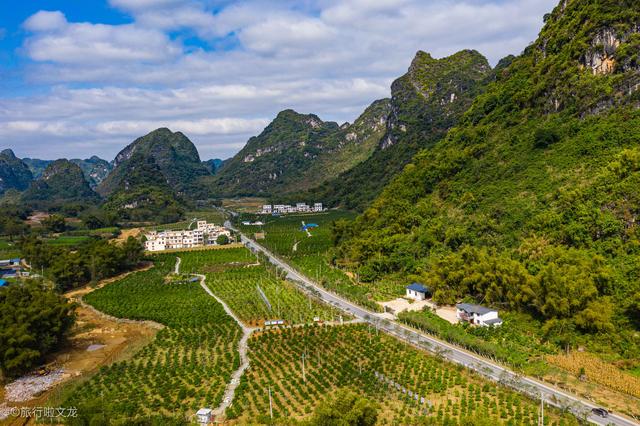 原創小都百屯在廣西的貧困縣馬山縣,入選首批全國鄉村旅遊重點村名單