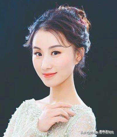 最新黄梅之星十强出炉快来认识一下新鲜的美女帅哥