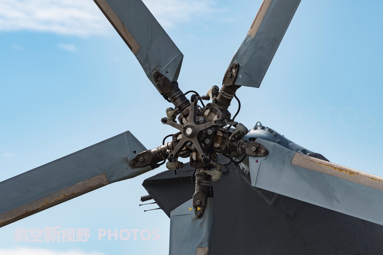 其中米-26重型直升机的桨叶采用独创的8叶桨,也是目前世界上桨叶片数