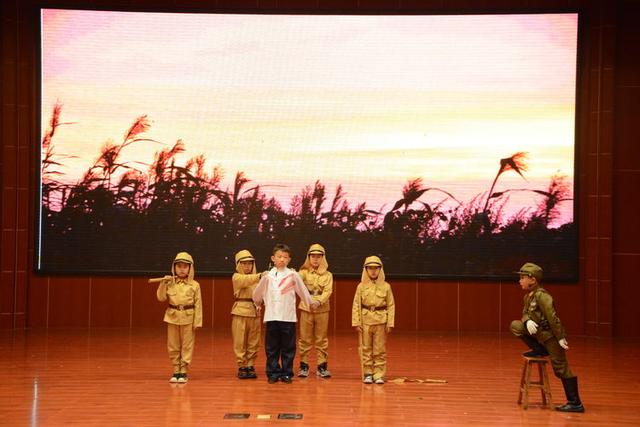 昌邑市外国语学校小学部“点亮童心 圆梦戏剧”第三届戏剧节掠影(图47)