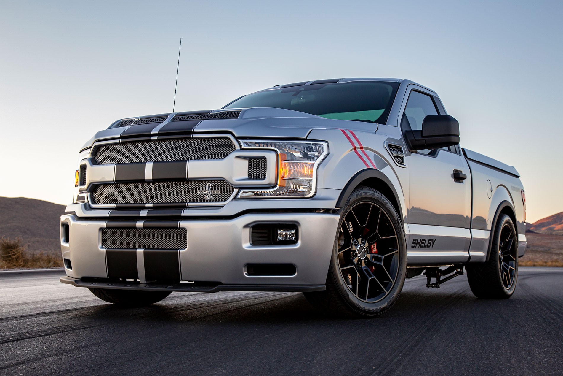 shelby推出高性能版f150皮卡凶猛坦克可达770hp