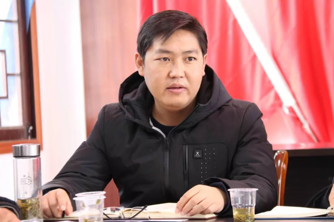 采花乡:现场观摩 组织生活会这么开才够味!