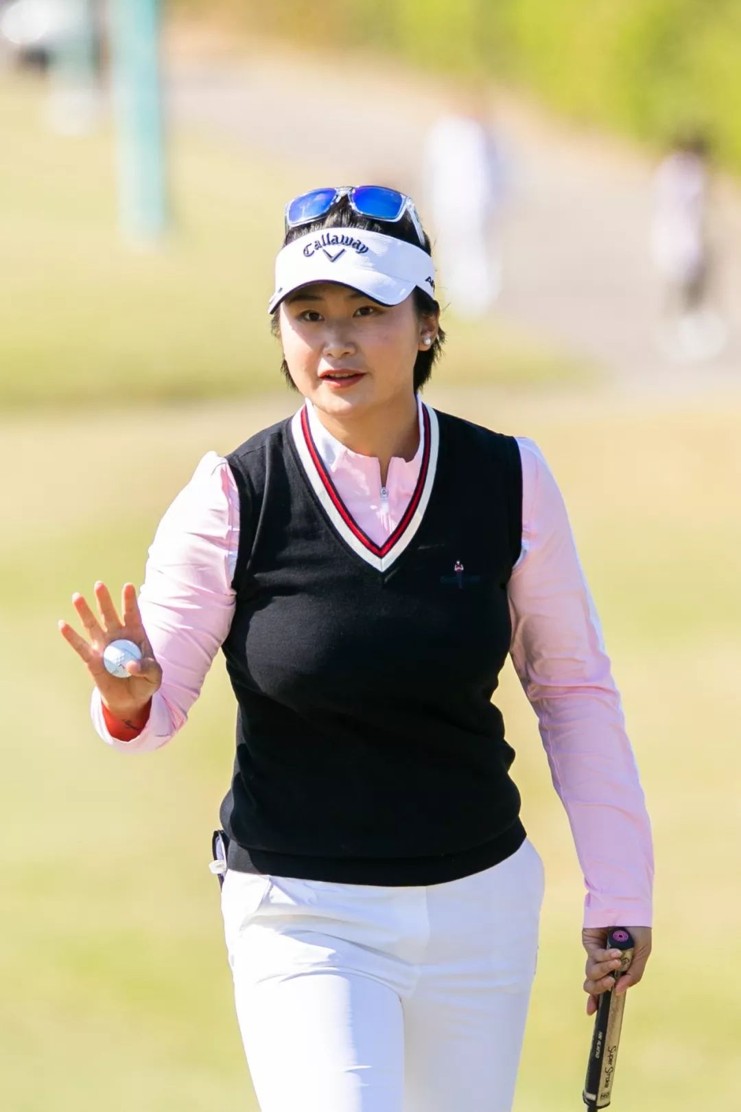 林希妤成为中国女子公开赛史上首位中国内地冠军冯珊珊71杆第3