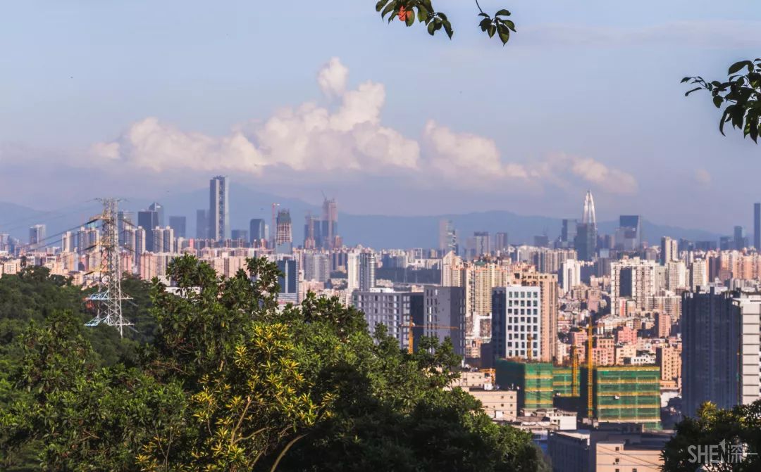 宝安区,深圳行政区之一 地处深圳西部 东晋咸和六年(公元331)置宝安县