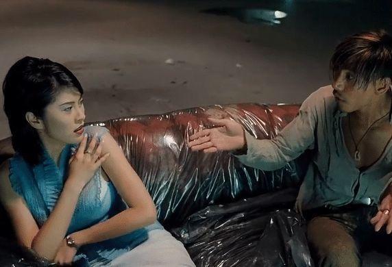 还记得《古惑仔》里的"方婷"吗?如今43岁的她,又白又嫩又撩人_黎淑贤