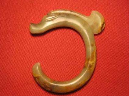 该文物是"中华第一龙",曾是小孩玩具,最后以30元被国家收购