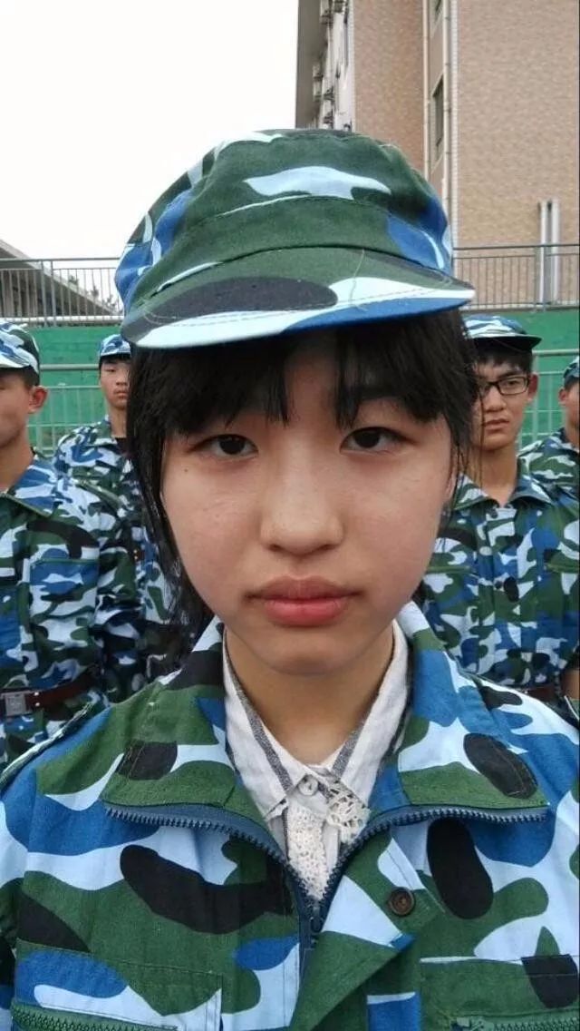 撞脸刘亦菲的小仙女,竟然是小偷?_王怡欣