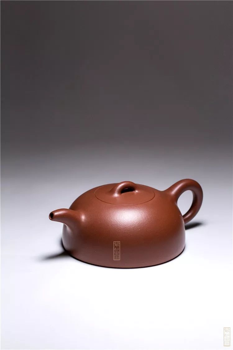 抟|《曼生半月》刘军华