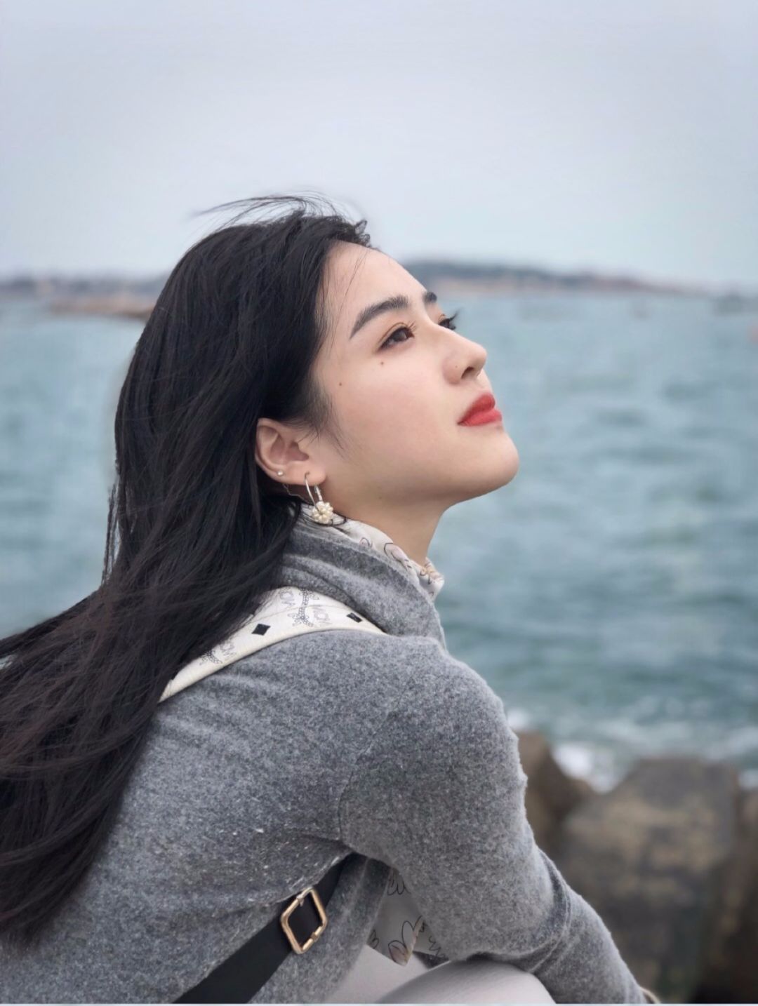 撞脸刘亦菲的小仙女,竟然是小偷?_王怡欣