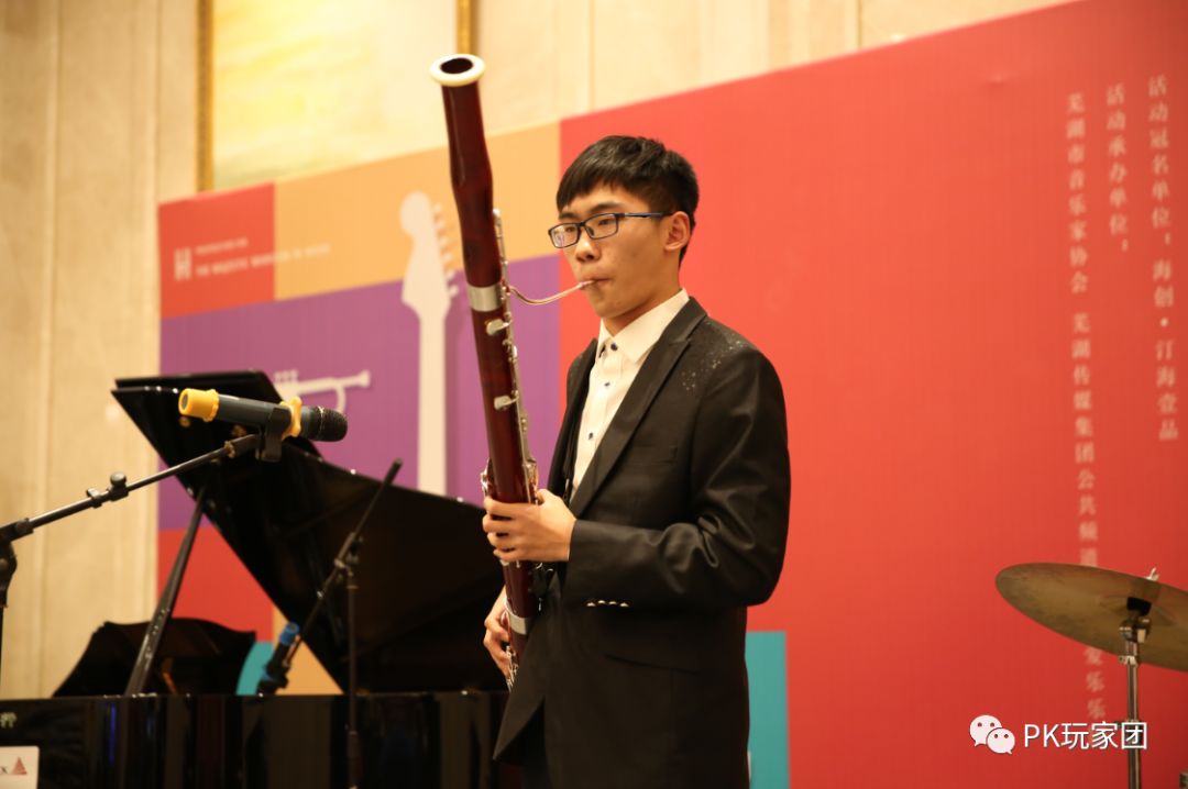 纷纷上阵独奏 重奏悉数登场双簧管小提琴大管 吉他长笛架子鼓 单簧管