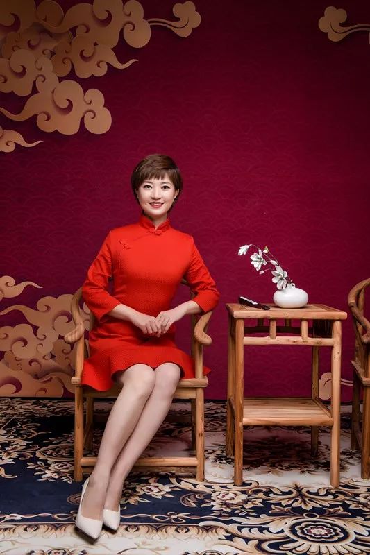 美丽风暴nmtv经济生活频道当家花旦主播晓雪美成画这颜值awsl