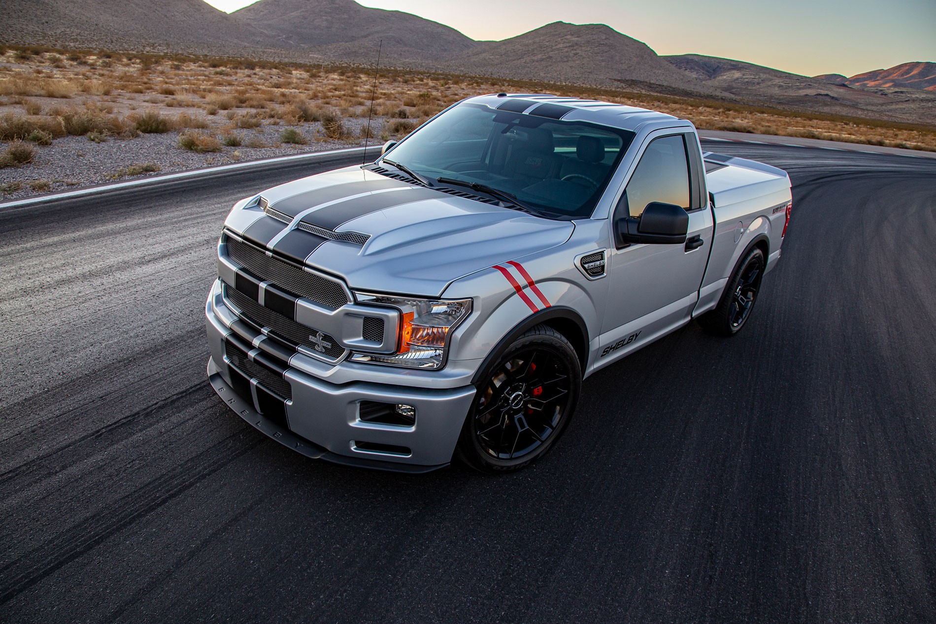 shelby推出高性能版f150皮卡凶猛坦克可达770hp