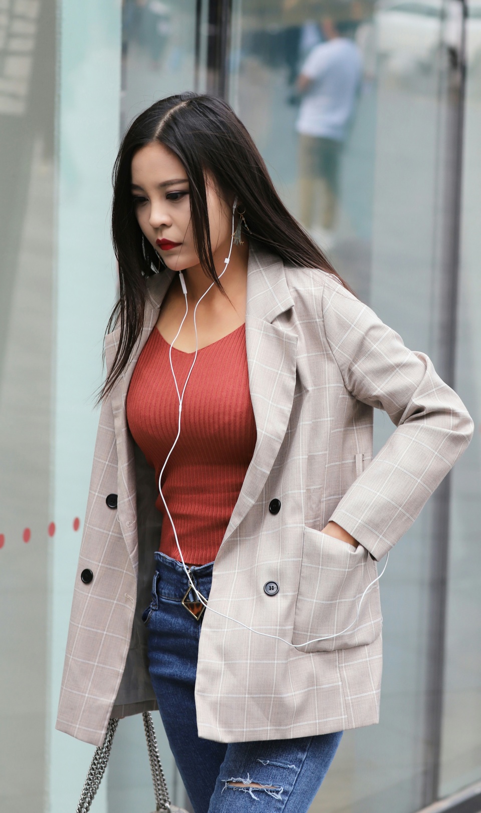 北京街头的路人女神,颜值不输网红,气质不输明星_女孩