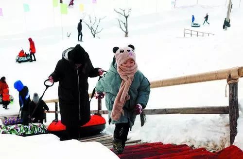 鞍山冰雪游大幕火热开启"冷资源"带来"热经济"依据市委市政府印发的