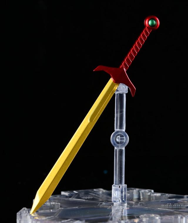 星龙剑,使用三种金属色涂装附带一对开手pose龙雷拳——炎龙拳星龙剑