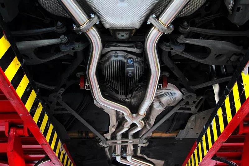 【资讯】爱宝马更爱m power mrg bmwf8283 m4排气_搜狐汽车_搜狐网