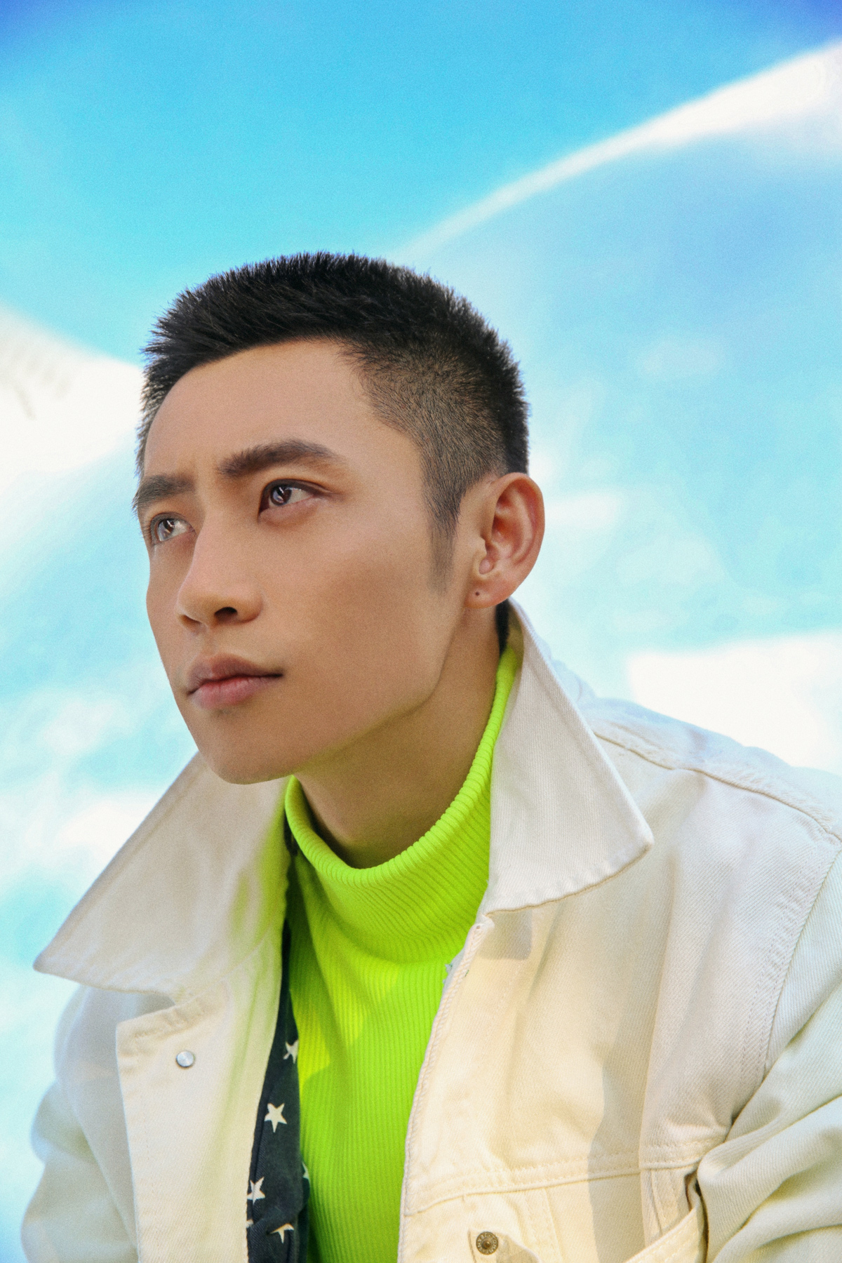 魏晨杭州出席活动 粉丝暖心祝福爱意无限