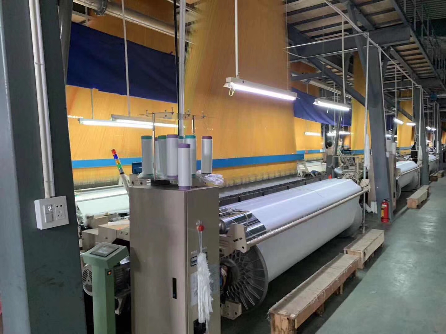 墙布生产车间