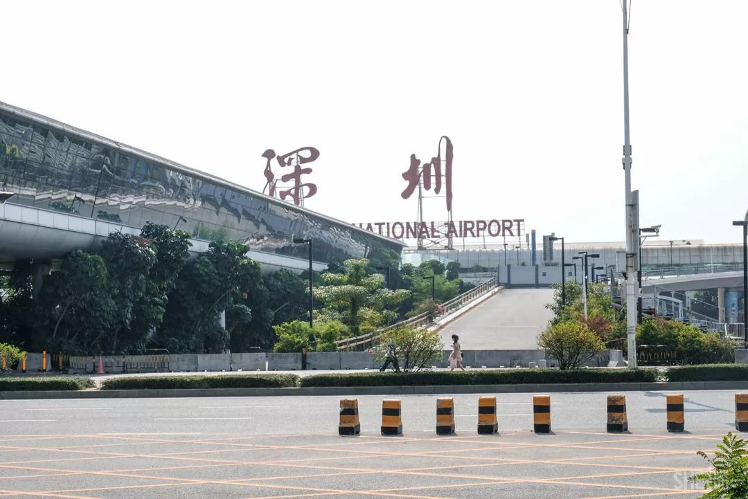 深圳宝安机场商业图片