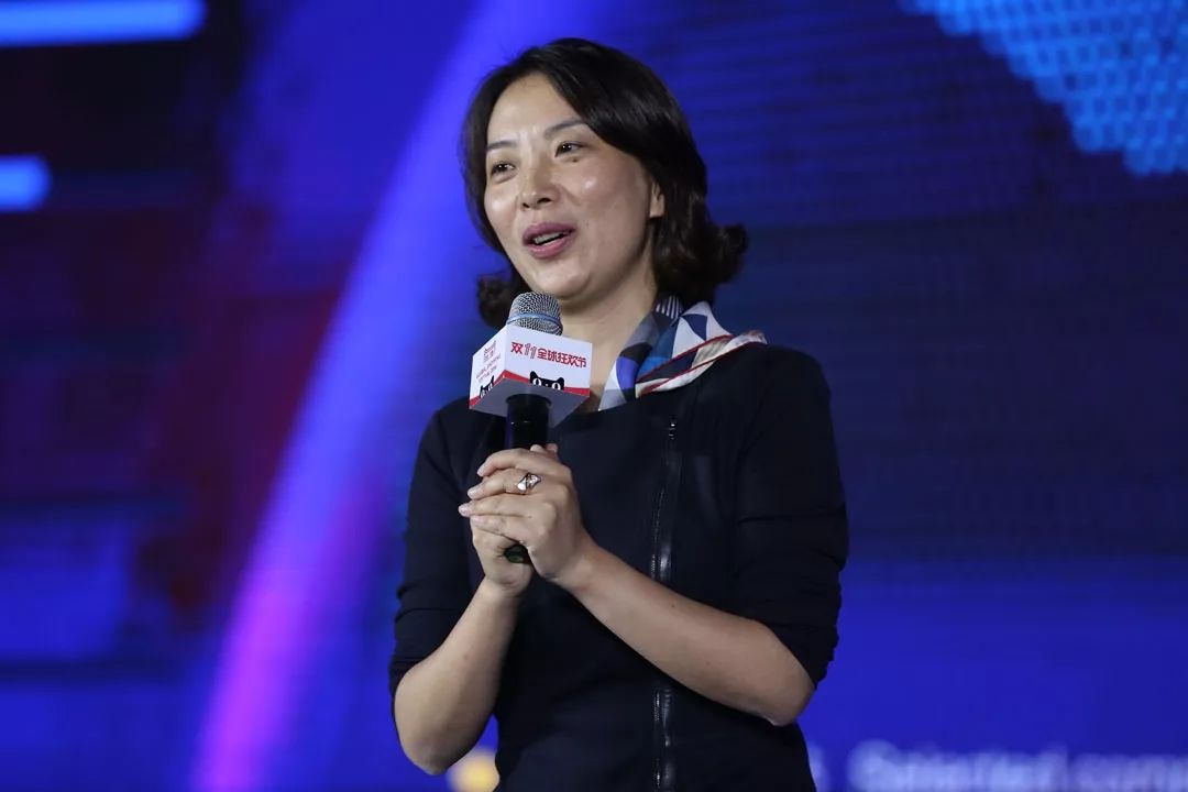 从月薪500到身家过亿,她在阿里到底经历了什么?_童文红